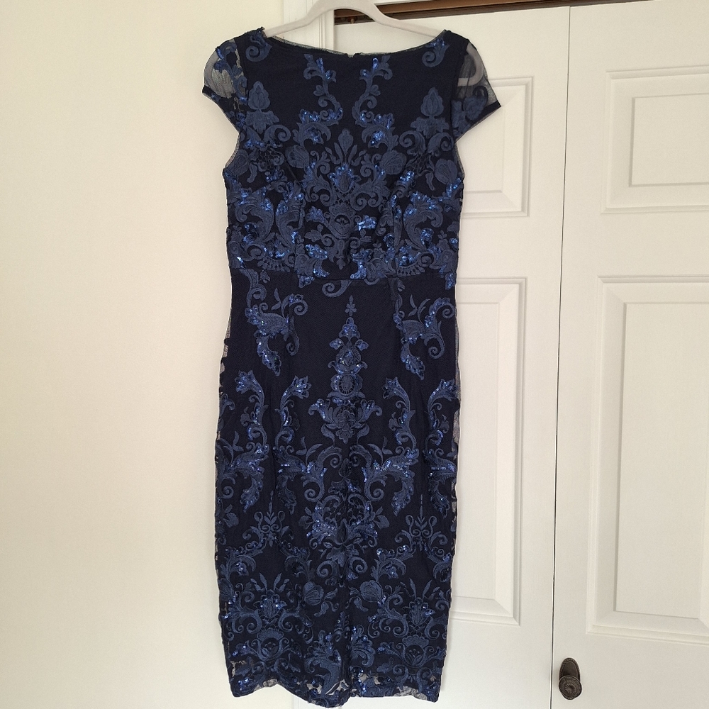 Marina woman's blue lace embroidered sequins dress knee length size 8